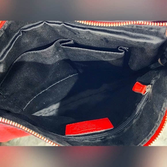 COACH | Poppy Perri Hippie | Hibiscus Red | Leather Handbag/Crossbody Bag - Picture 8 of 8